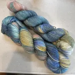 メリノウール　2かせ　200g