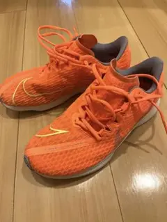 ランニングシューズ