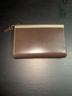 Calvin Klein ブラウンレザー二つ折り財布