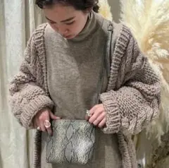 Item thumbnail for item 1e60bfdf-12dd-40e4-b47a-567ea7e4c509