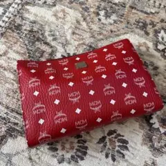 【美品】MCM クラッチバッグ　赤色