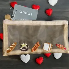 パン刺繍入りファスナーペンケース♡新品