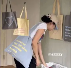 ★韓国人気★mazzzzy ハートトートバッグ 水色 内ポケット付き