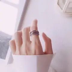 編み込みモチーフリング シルバー