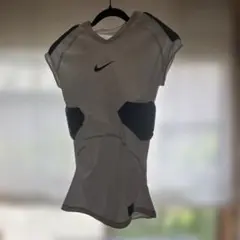 Nike ショルダーパッド付きシャツ　Mサイズ　②