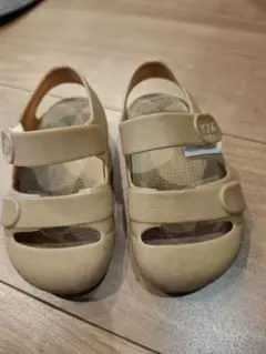 igor ベージュ サンダル