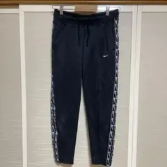 Item thumbnail for item c0999f16-301e-47e4-a886-217b3ea7b58a