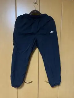 Nike sb トラックパンツ ブラック