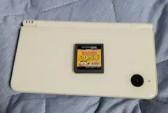 正常動作品　ニンテンドー DSi LL ナチュラルホワイト 本体 カセット付き！