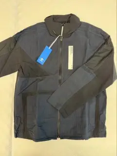 未使用品　adidas オリジナルスブラック ナイロンジャケット Mサイズ