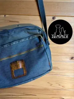 Item thumbnail for item 0f3679f5-eddc-4a8b-b7fb-fc1682b0aee8