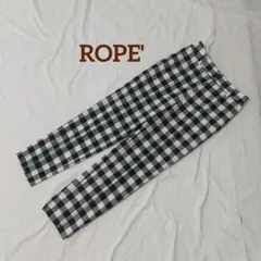ロペ ピンタック シガレット 美脚パンツ