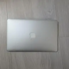 Apple MacBook Air 13インチ シルバー