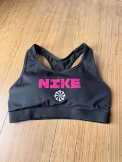 NIKE スポーツブラ ブラック ピンクロゴ