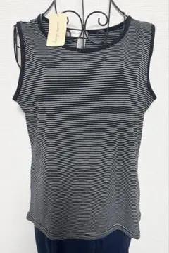【新品】ボーダータンクトップ M〜L 薄手／タグ付き