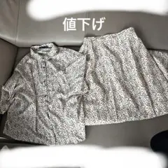ホワイト系花柄スカートセットアップ