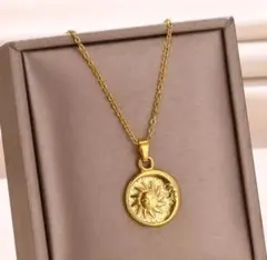 【ラスト1】太陽と月コイン✨ネックレス 金属アレルギ 高品質サージカルステンレス