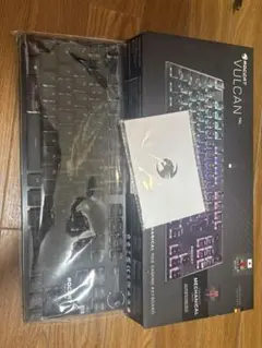 ROCCAT Vulcan TKL コンパクトメカニカル　ゲーミングキーボード