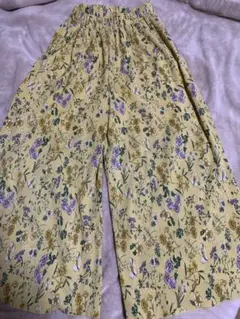 ローリーズファーム　パンツ