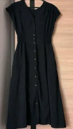 ベイフロー スモッキングワンピース ブラック