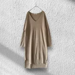 RAY CASSIN FAVORI ピンクベージュ Vネックニットワンピース