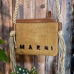 マルニショルダー