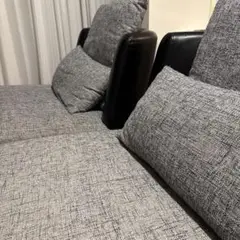 モダンな2人掛けソファ グレー
