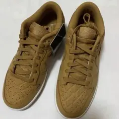 Nike Wmns Dunk Low