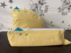 ネコのポーチとペンケース