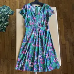 Max Mara WEEKEND 花柄ひざ丈ワンピース