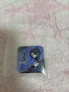 NARUTO ニジゲンノモリ　缶バッジキューブ　サスケ