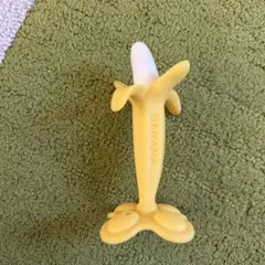 バナナ型シリコンおしゃぶり