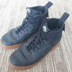 nike エアフォース1 スペシャルフィールド ブラック ガム