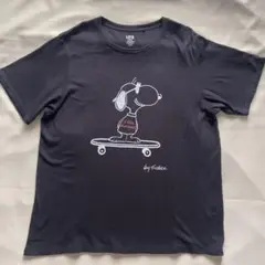 【ユニクロ】スヌーピー PEANUTSブラック Tシャツ