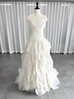 verawang Diana US4 ヴェラウォン ダイアナ VERA WANG(ヴェラウォン)の構造美を追求したフリルが