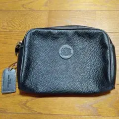 クリスチャンモード　黒レザー クラッチバッグ