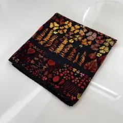 【美品】GUCCI 落ち葉柄 スカーフ