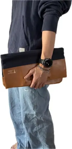 Item thumbnail for item 0c7df93e-37e4-4cd5-80e7-4ac642ae63c0