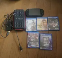 PS Vita 本体 ブラック (PCH-1000)　充電器・ケース・ソフト７本