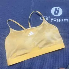 adidas イエローブラトップ D32