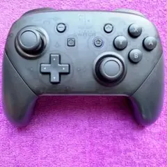 プロコン ニンテンドー スイッチ 純正 ブラックe9k-1 【未使用に近い】