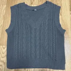 【新品】ニット　ベスト　グレー