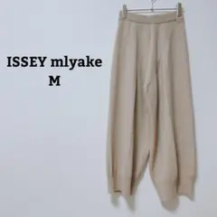 Item thumbnail for item 68456334-e1e8-476f-9f27-c1c1e352fdaa