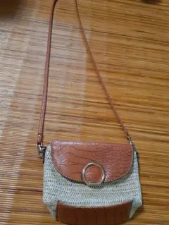 婦人用　ショルダーバッグ