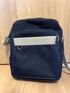 ネイビー ショルダーバッグ