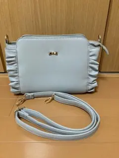 ハニーズ　ショルダーバッグ