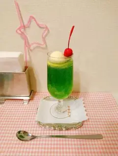 昭和レトロ 純喫茶のクリームソーダ メロンソーダ 食品サンプル