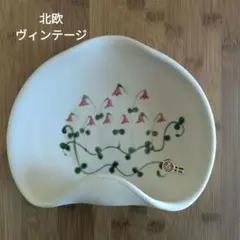 北欧ヴィンテージ　スウェーデンGabrielオーバル陶板　【超希少】リス（りす） スウェーデン 陶板 GABRIEL ガブリエル ヴィンテージ 女の子と猫