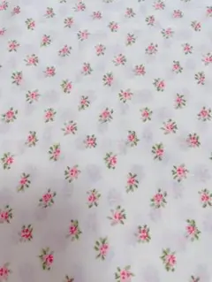 薔薇　生地　50cm パッチワーク　キルト