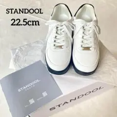 美品　STANDOOL スタンドゥールトーキョー スニーカー　22.5　匿名配送
